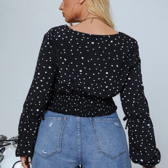 Plus Size tie front blouse - Picture 2 of 3